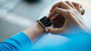 The KardiaBand device from AliveCor is a more reliable tool for identifying atrial fibrillation (AFib) than the Apple Watch 4, according to a new head-to-head analysis published in JACC: Clinical Electrophysiology.